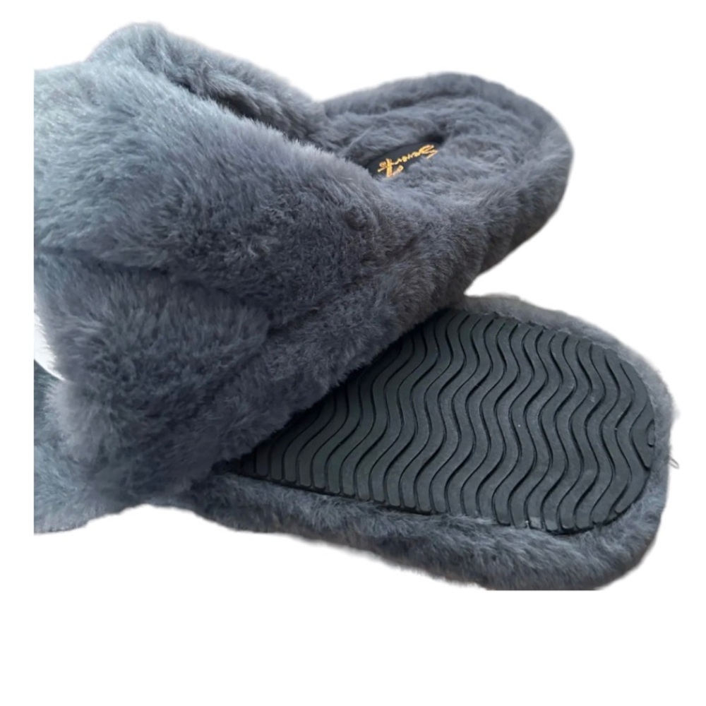 SEVEN7 FOOTWEAR - Kiki Faux Fur Slide - PLATINUM - Picture 2 of 6
